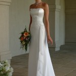 Classical White Straples Style Beach Wedding Dress