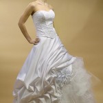 Sweetheart neckline ruffles curtain skirt best wedding gown