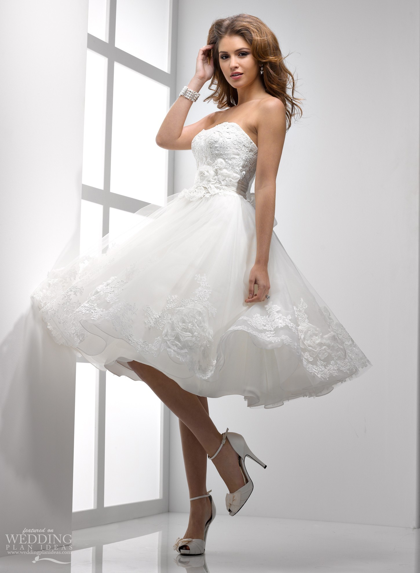 Flowing Tulle and E mbellished Lace Wedding Dresses