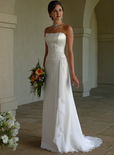 Classical White Straples Style Beach Wedding Dress